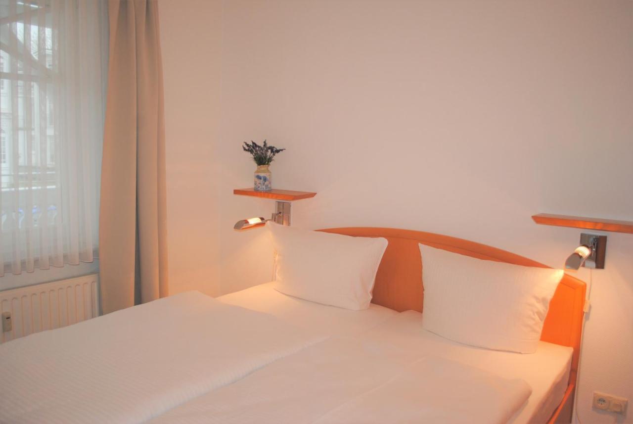 Haus Strandburg - Hinter Duene Und Meer บินซ์ ภายนอก รูปภาพ